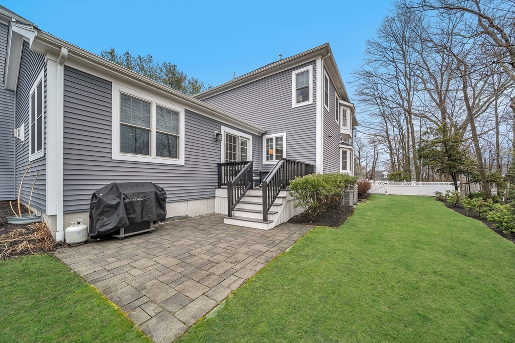 969 Greendale Avenue Needham, MA 02492 - Photo 28 of 32