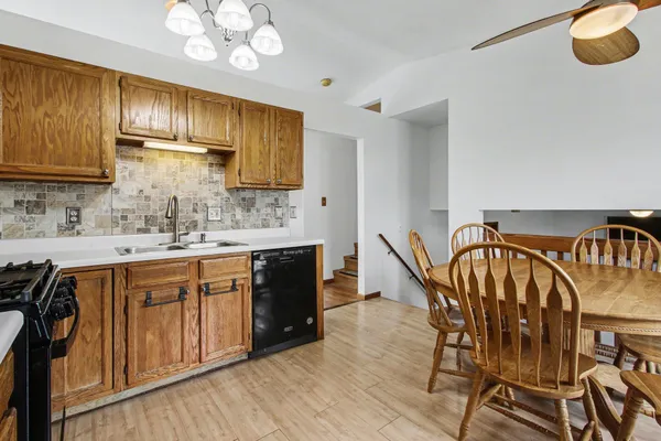 $329,000 | 1412 Essex Drive, Chesterton, IN 46304