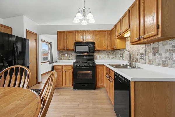 $329,000 | 1412 Essex Drive, Chesterton, IN 46304