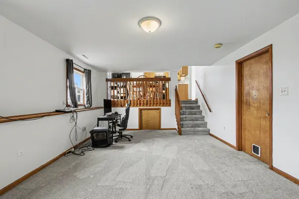 $329,000 | 1412 Essex Drive, Chesterton, IN 46304