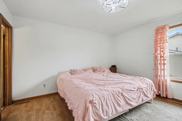 $329,000 | 1412 Essex Drive, Chesterton, IN 46304