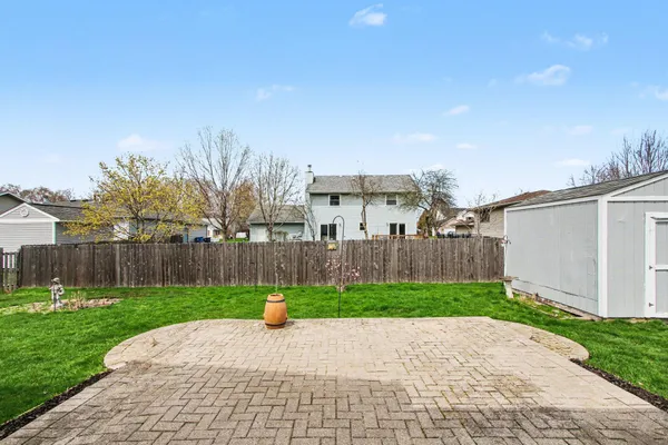 $329,000 | 1412 Essex Drive, Chesterton, IN 46304