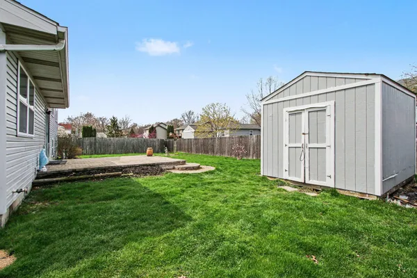 $329,000 | 1412 Essex Drive, Chesterton, IN 46304