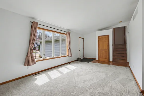 $329,000 | 1412 Essex Drive, Chesterton, IN 46304