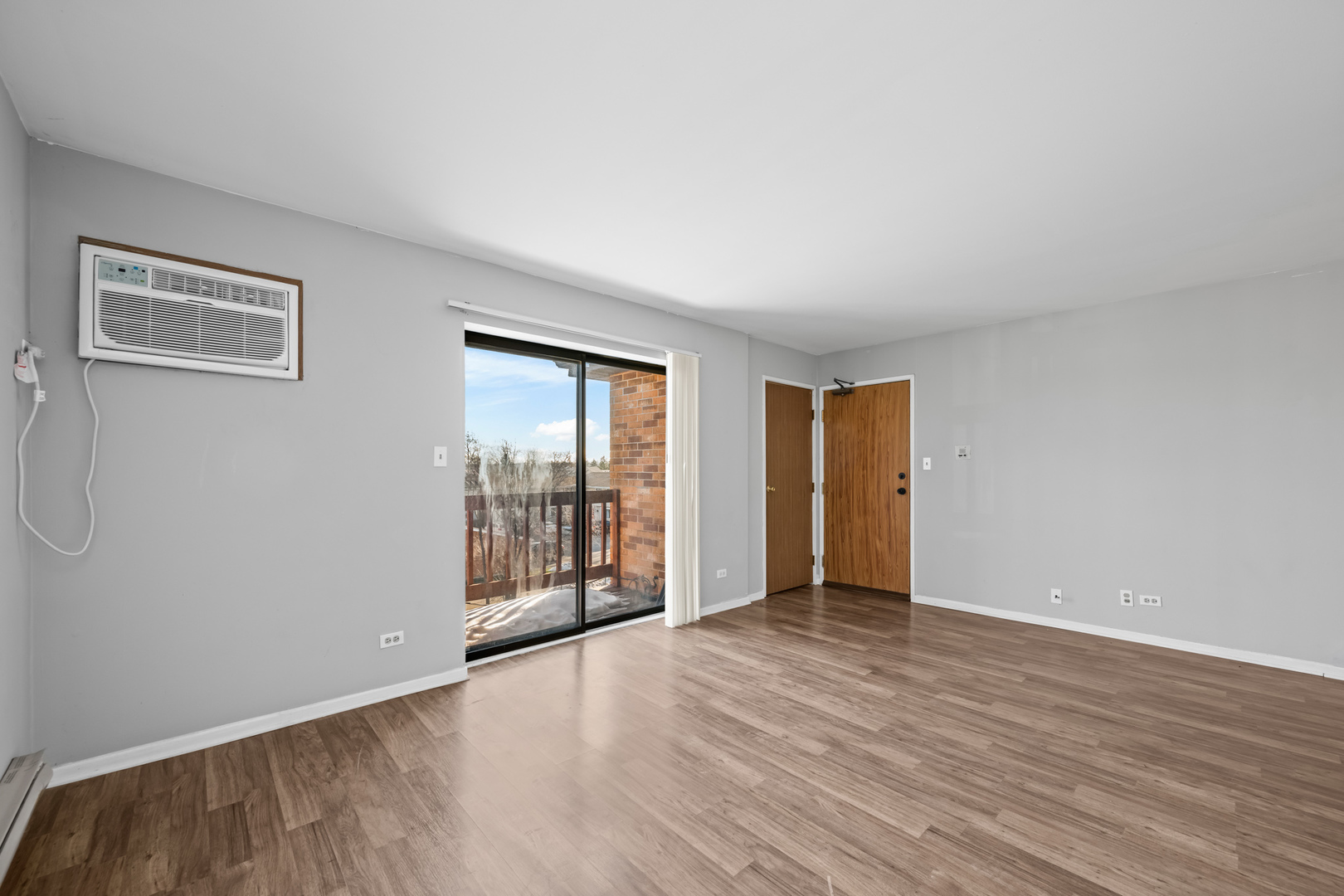 1324 Geneva Drive, Unit 3B Palatine, IL 60074 - Photo 2 of 15