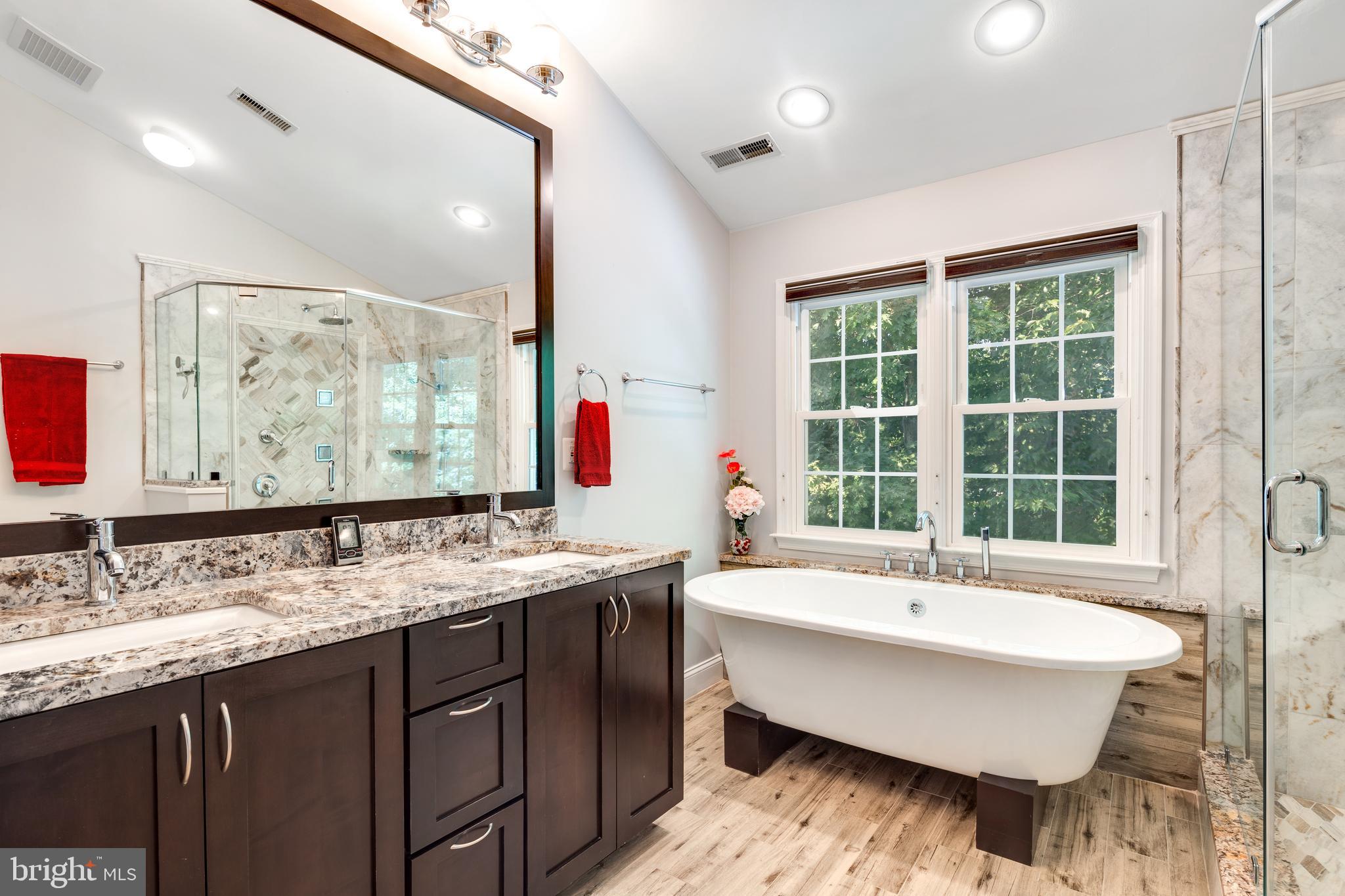 8536 Hooes Road Springfield, VA 22153 - Photo 21 of 49 Primary Bathroom