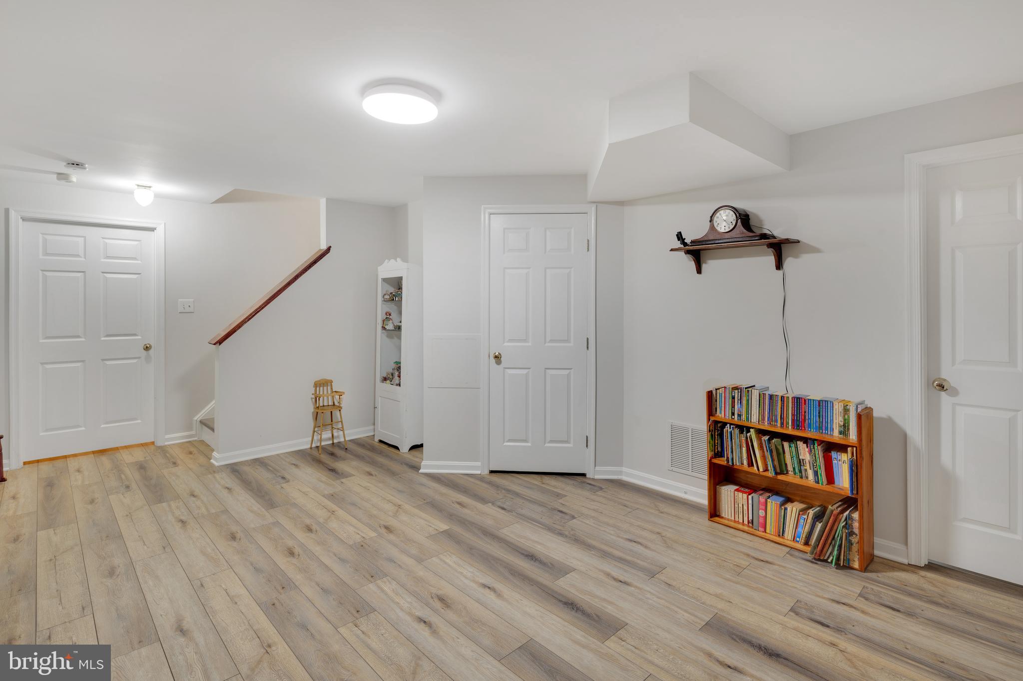 8536 Hooes Road Springfield, VA 22153 - Photo 30 of 49 Den