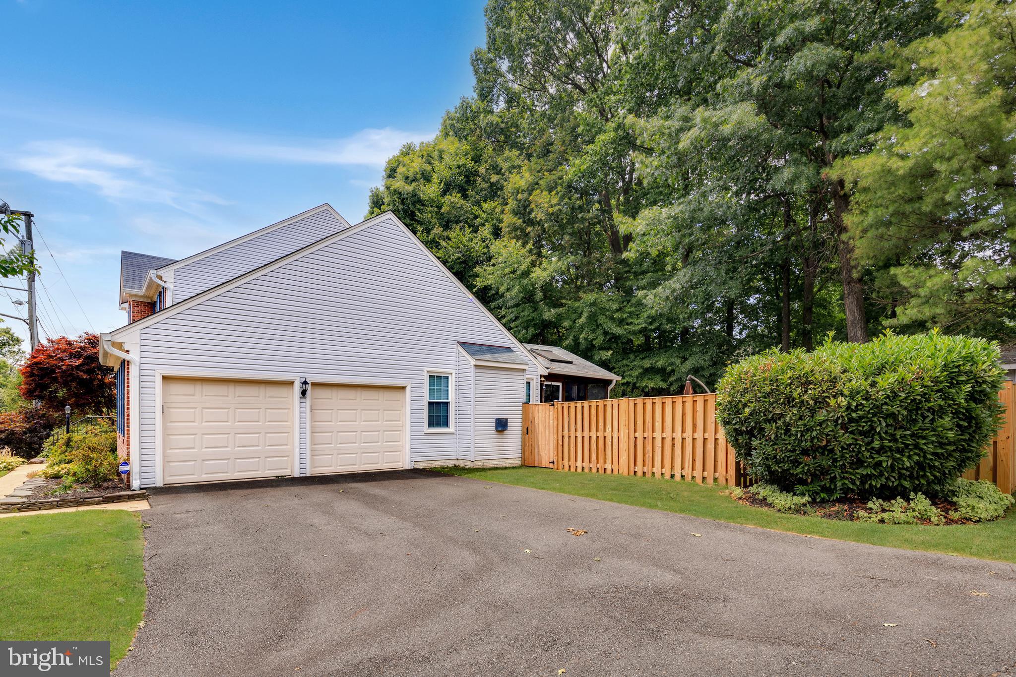 8536 Hooes Road Springfield, VA 22153 - Photo 41 of 49 Side Load 2-Car Garage