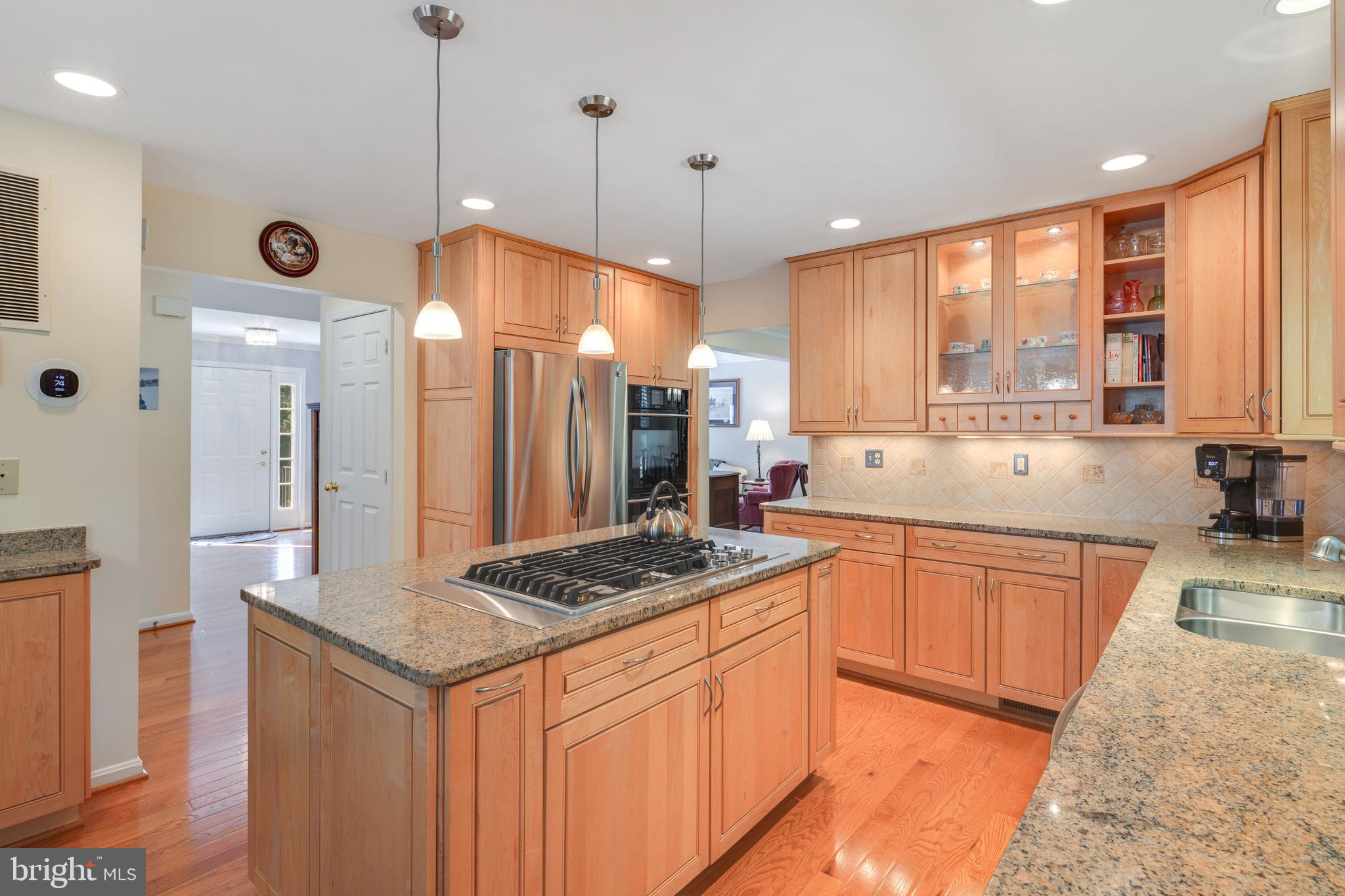 8536 Hooes Road Springfield, VA 22153 - Photo 10 of 49 Kitchen