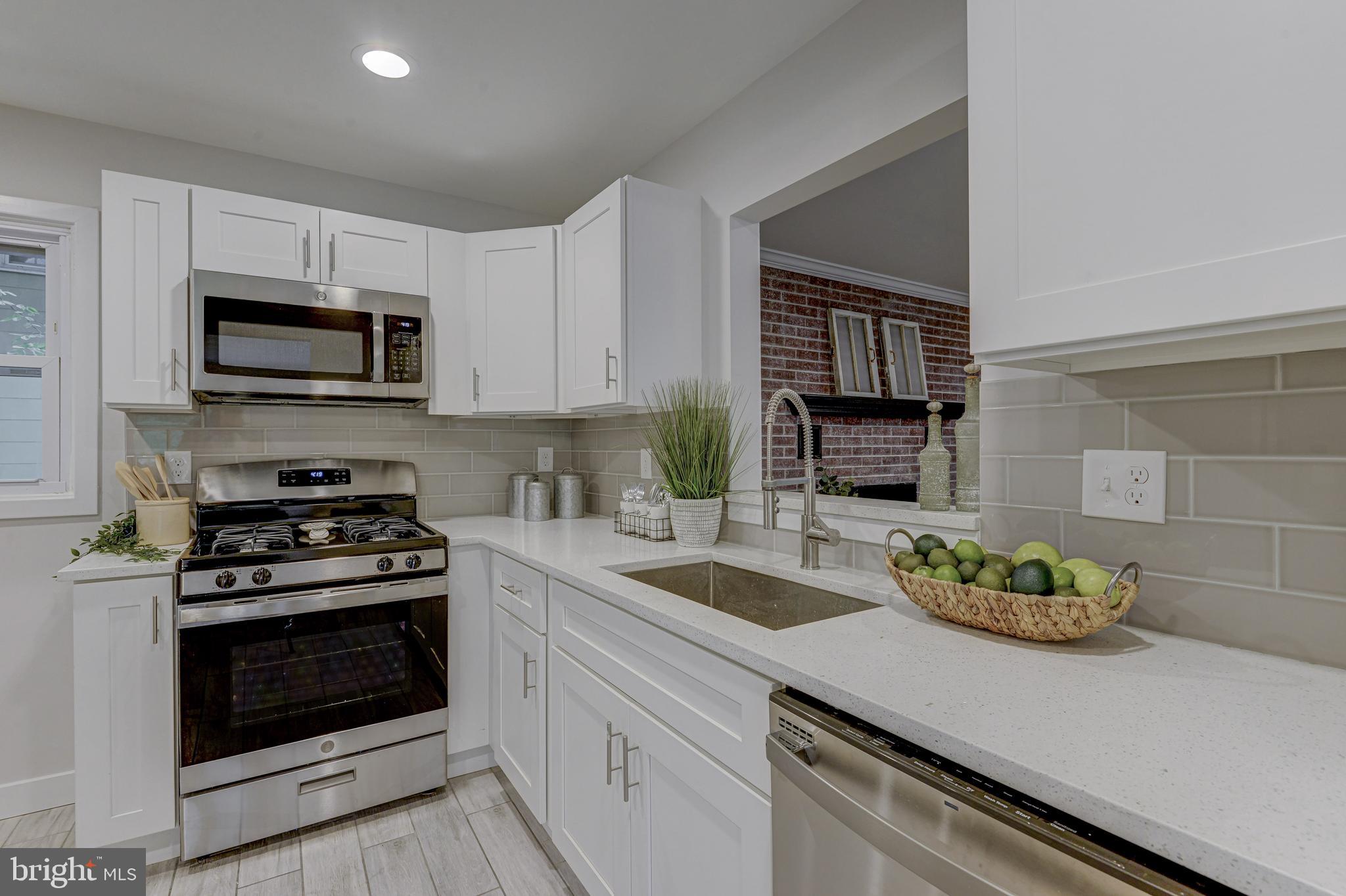 731 Hollen Road Baltimore, MD 21212 - Photo 19 of 39 Quartz counter tops