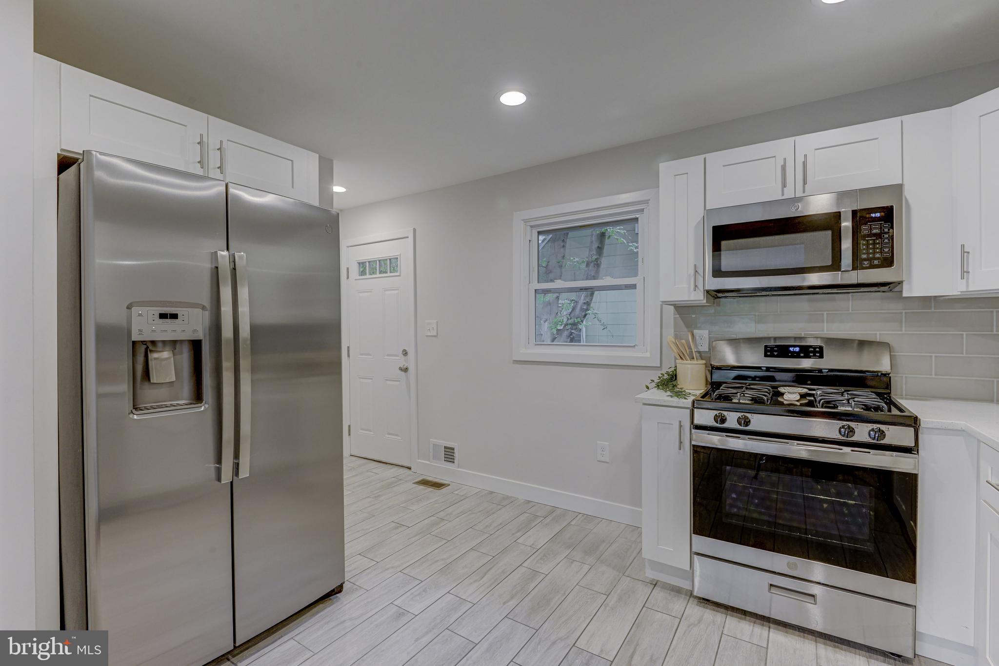 731 Hollen Road Baltimore, MD 21212 - Photo 20 of 39 New stainless appliance package