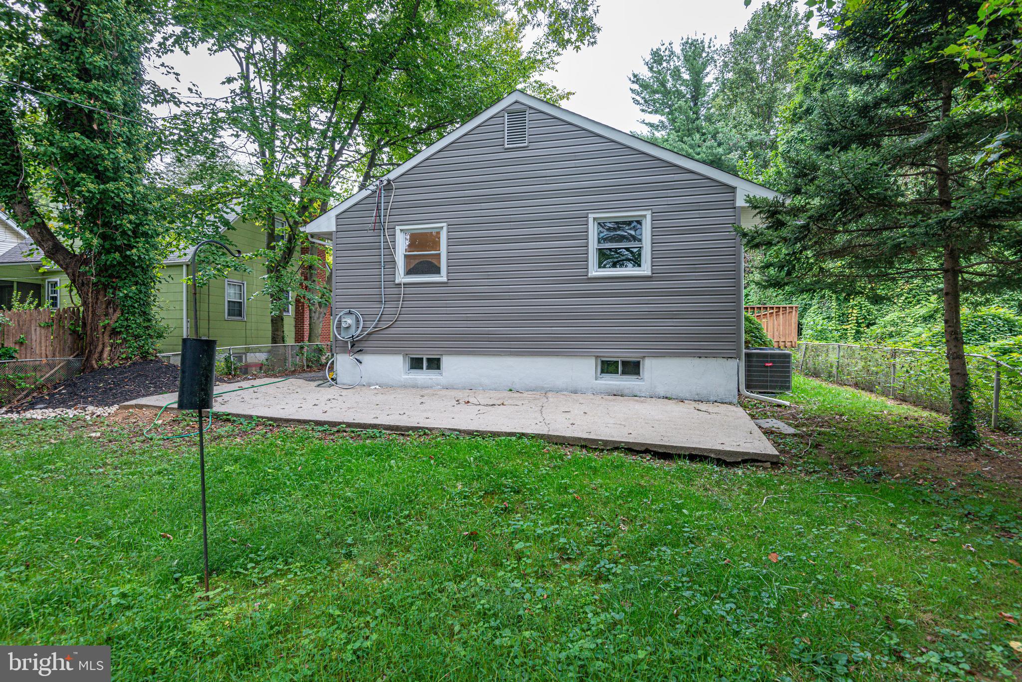 731 Hollen Road Baltimore, MD 21212 - Photo 37 of 39 New siding