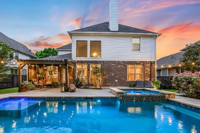 $700,000 | 2417 Turtle Mountain Bend, Austin, TX 78748