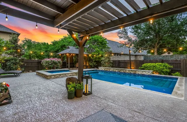 $700,000 | 2417 Turtle Mountain Bend, Austin, TX 78748