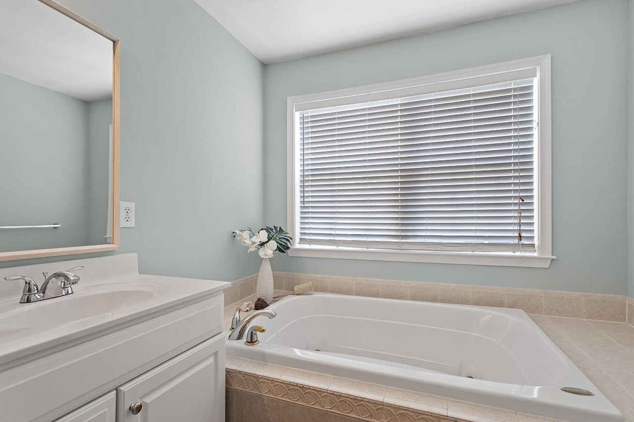 9202 White Eagle Court Raleigh, NC 27617 - Photo 24 of 34 Photo 24