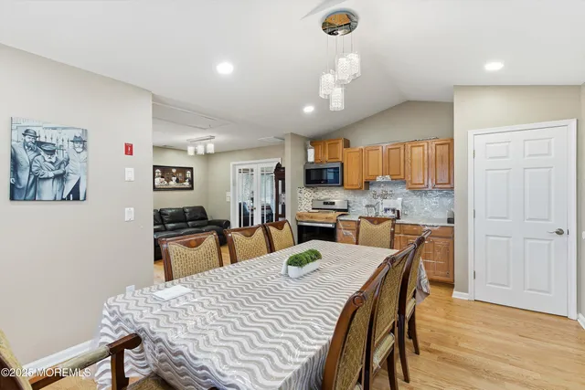 $799,000 | 73 East Connecticut Concourse, Jackson, NJ 08527