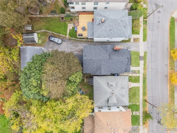 $1,800 | 145 Hixson Avenue, Syracuse, NY 13206