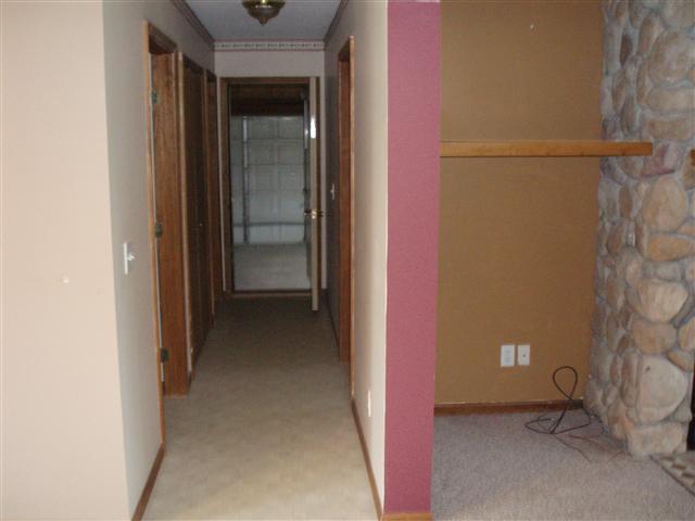 6181 Springborn Road East China, MI 48054 - Photo 21 of 30 31080112-20.JPG