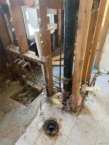 $20,000 | 317 Mueller Avenue, Ferguson, MO 63135