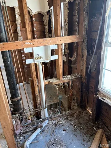 $20,000 | 317 Mueller Avenue, Ferguson, MO 63135