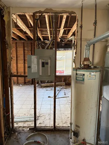 $20,000 | 317 Mueller Avenue, Ferguson, MO 63135