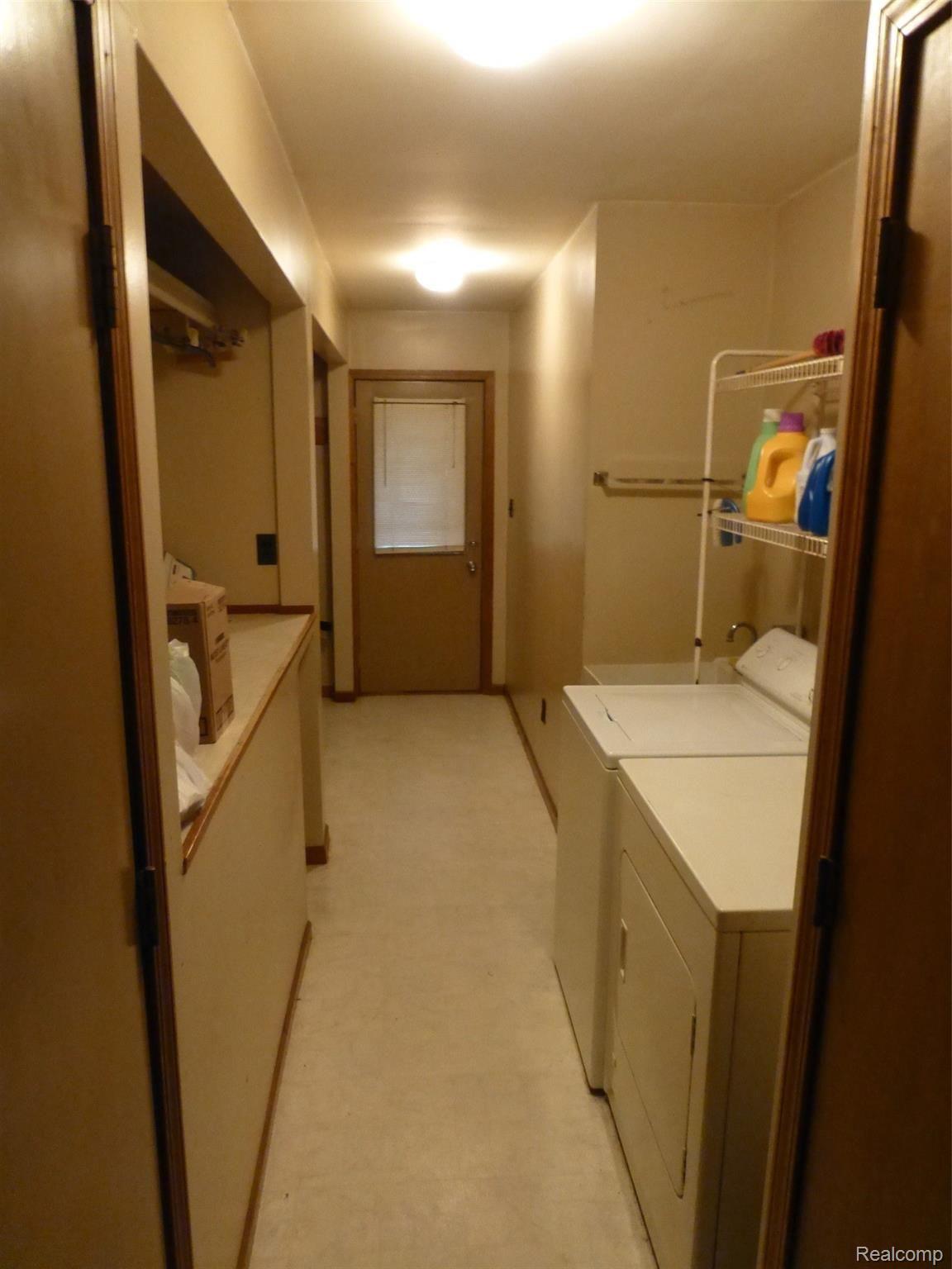 5171 Lonsberry Road Columbiaville, MI 48421 - Photo 17 of 18 P1020735.JPG