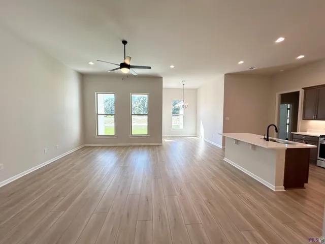 $268,415 | 39729 Axis Avenue, Ponchatoula, LA 70454