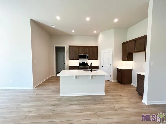 $268,415 | 39729 Axis Avenue, Ponchatoula, LA 70454