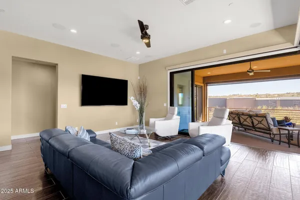 $10,000 | 27000 North Alma School Parkway, Unit 2032, Scottsdale, AZ 85262