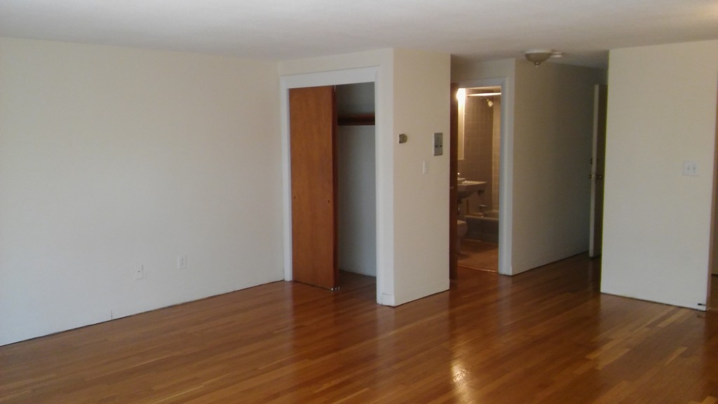 20 Riverside Street, Unit 16 Watertown, MA 02472 - Photo 3 of 10 Gallery Image 3