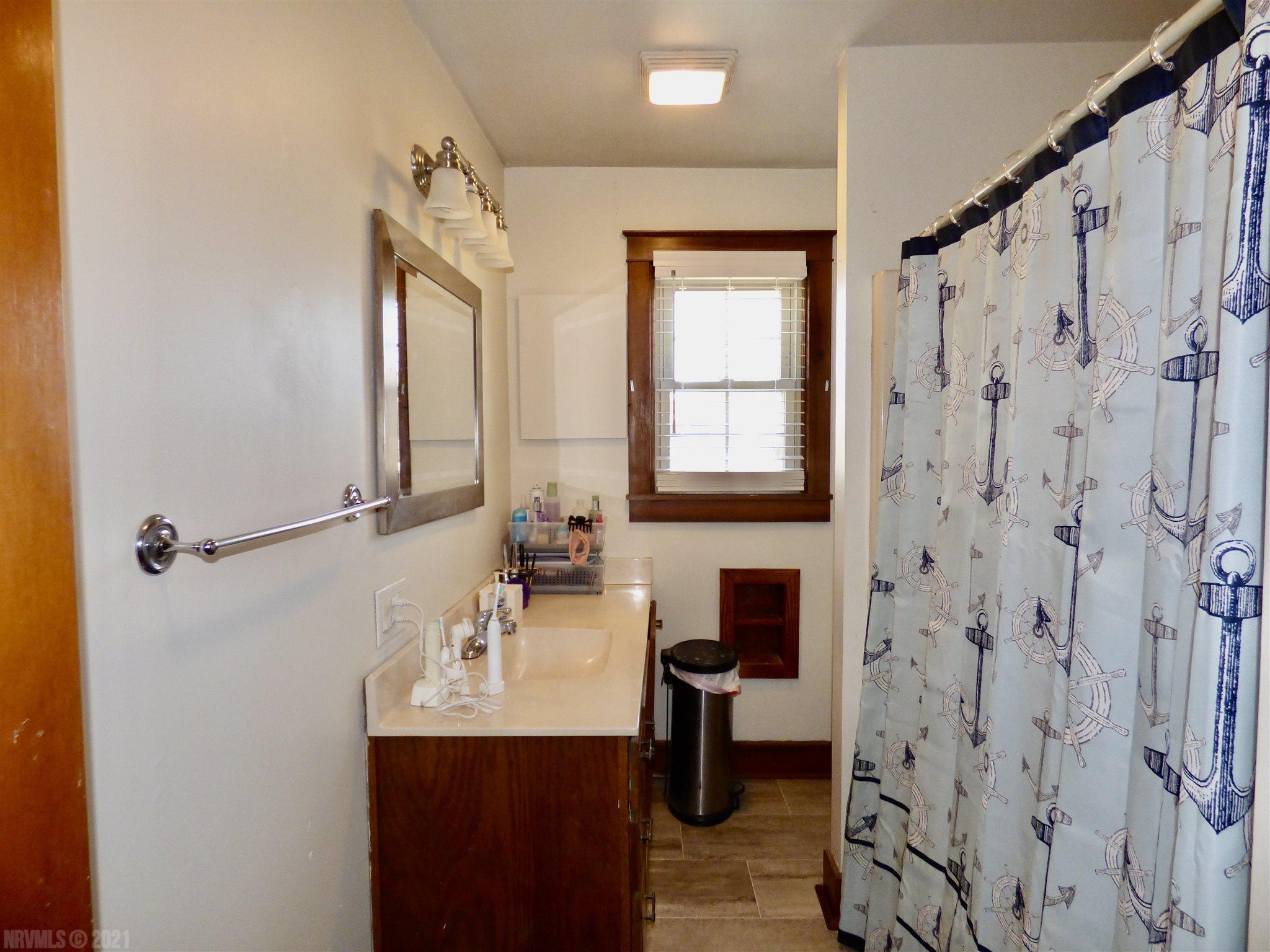 203 Miller Street Rural Retreat, VA 24368 - Photo 14 of 23 Gallery Image 14