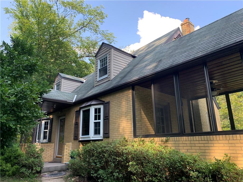 106 Buckhill Road Pittsburgh, PA 15237 - Photo 2 of 18 Gallery Image 2