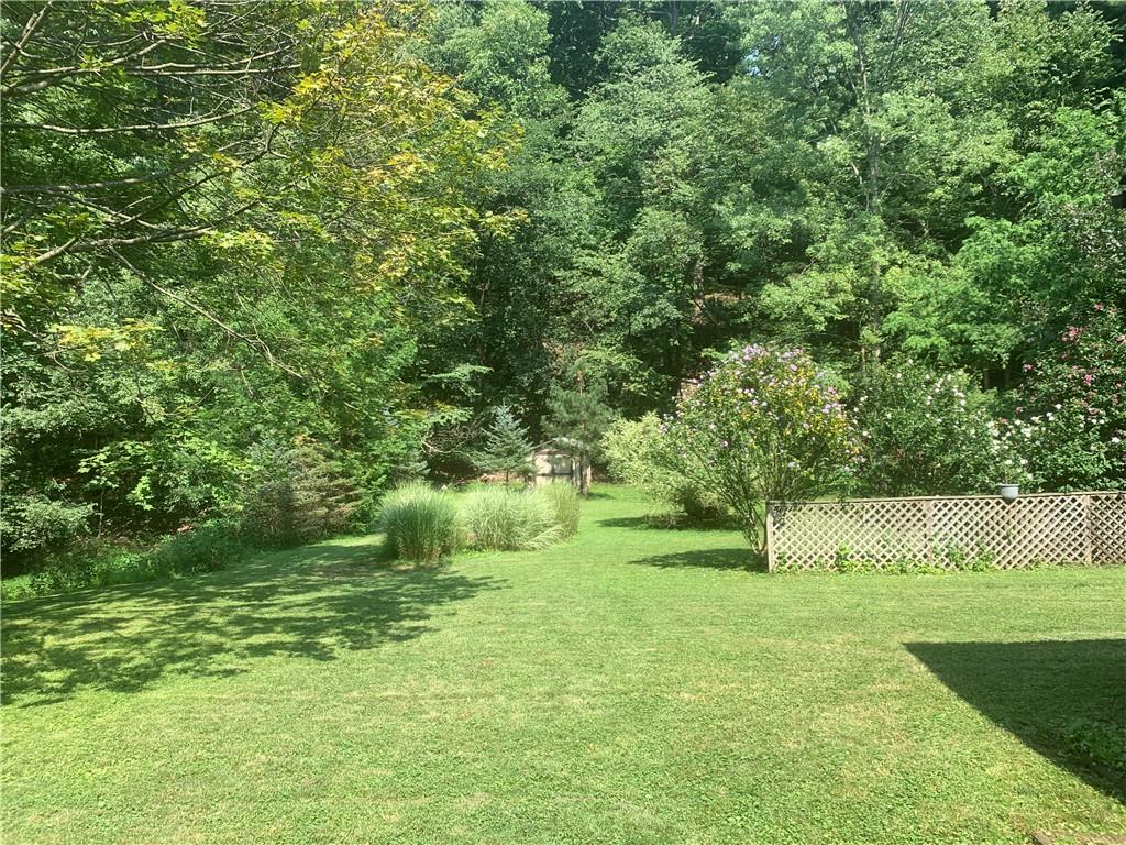 106 Buckhill Road Pittsburgh, PA 15237 - Photo 5 of 18 Gallery Image 5