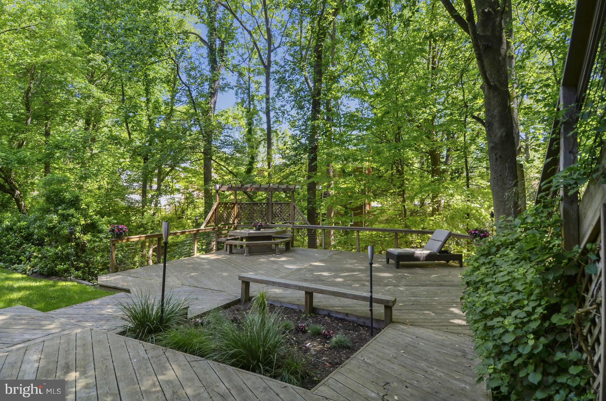7508 Hamilton Spring Road Bethesda, MD 20817 - Photo 21 of 23 Exterior (General)