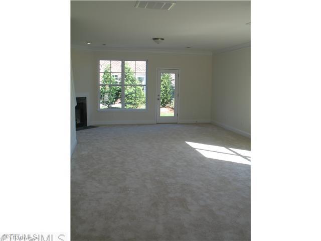 3758 Shadow Ridge Drive High Point, NC 27265 - Photo 4 of 10 Living Room.