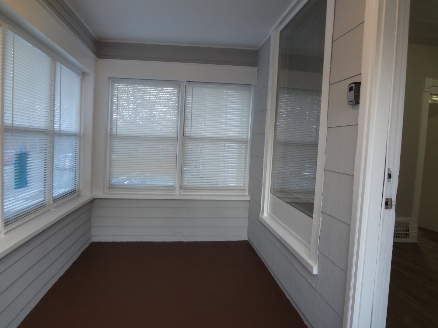 835 Oak Street Elgin, IL 60123 - Photo 9 of 45 a view of walk in closet