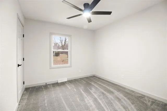 $317,900 | 504 Northwest Chateau Drive, Blue Springs, MO 64014