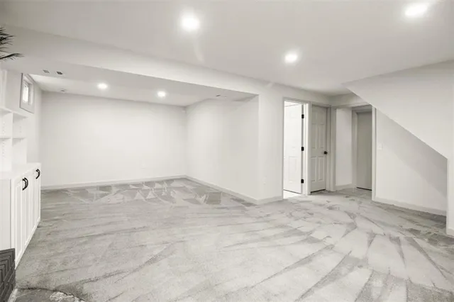 $317,900 | 504 Northwest Chateau Drive, Blue Springs, MO 64014