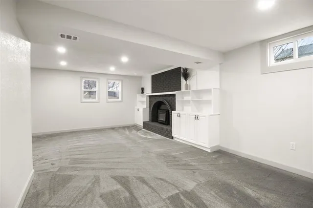 $317,900 | 504 Northwest Chateau Drive, Blue Springs, MO 64014