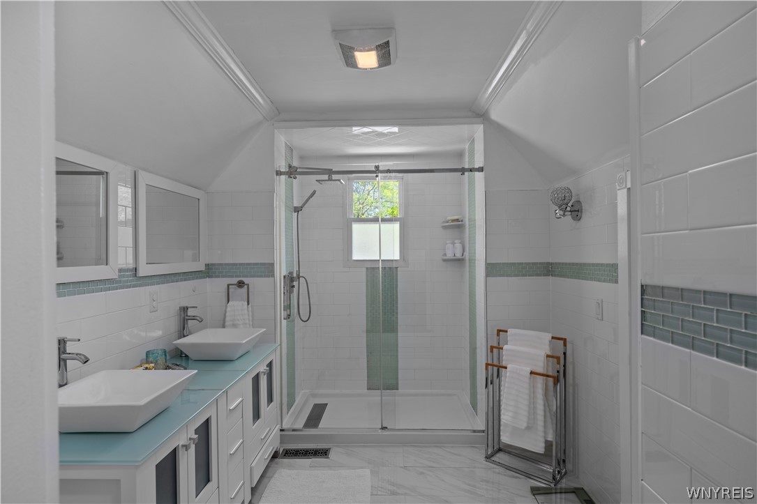 82 Doncaster Road Tonawanda Town, NY 14217 - Photo 32 of 50