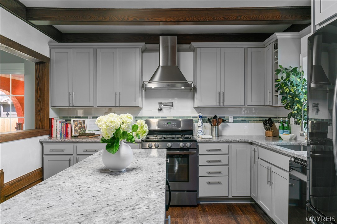 82 Doncaster Road Tonawanda Town, NY 14217 - Photo 7 of 50