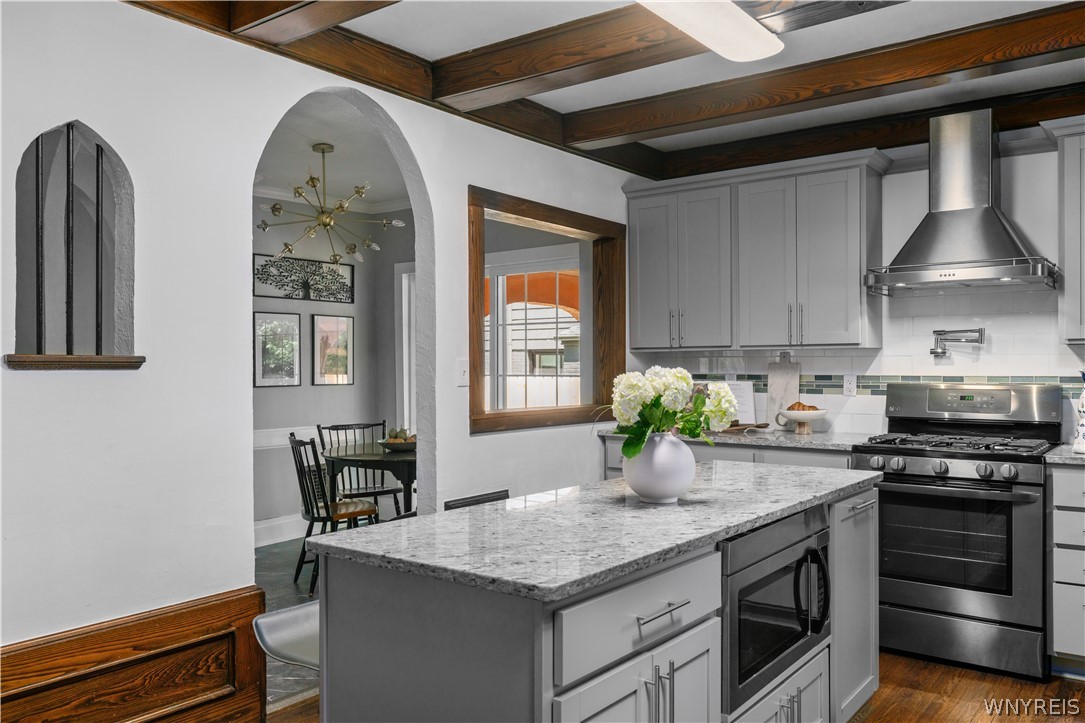 82 Doncaster Road Tonawanda Town, NY 14217 - Photo 8 of 50