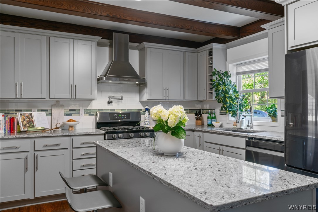 82 Doncaster Road Tonawanda Town, NY 14217 - Photo 9 of 50