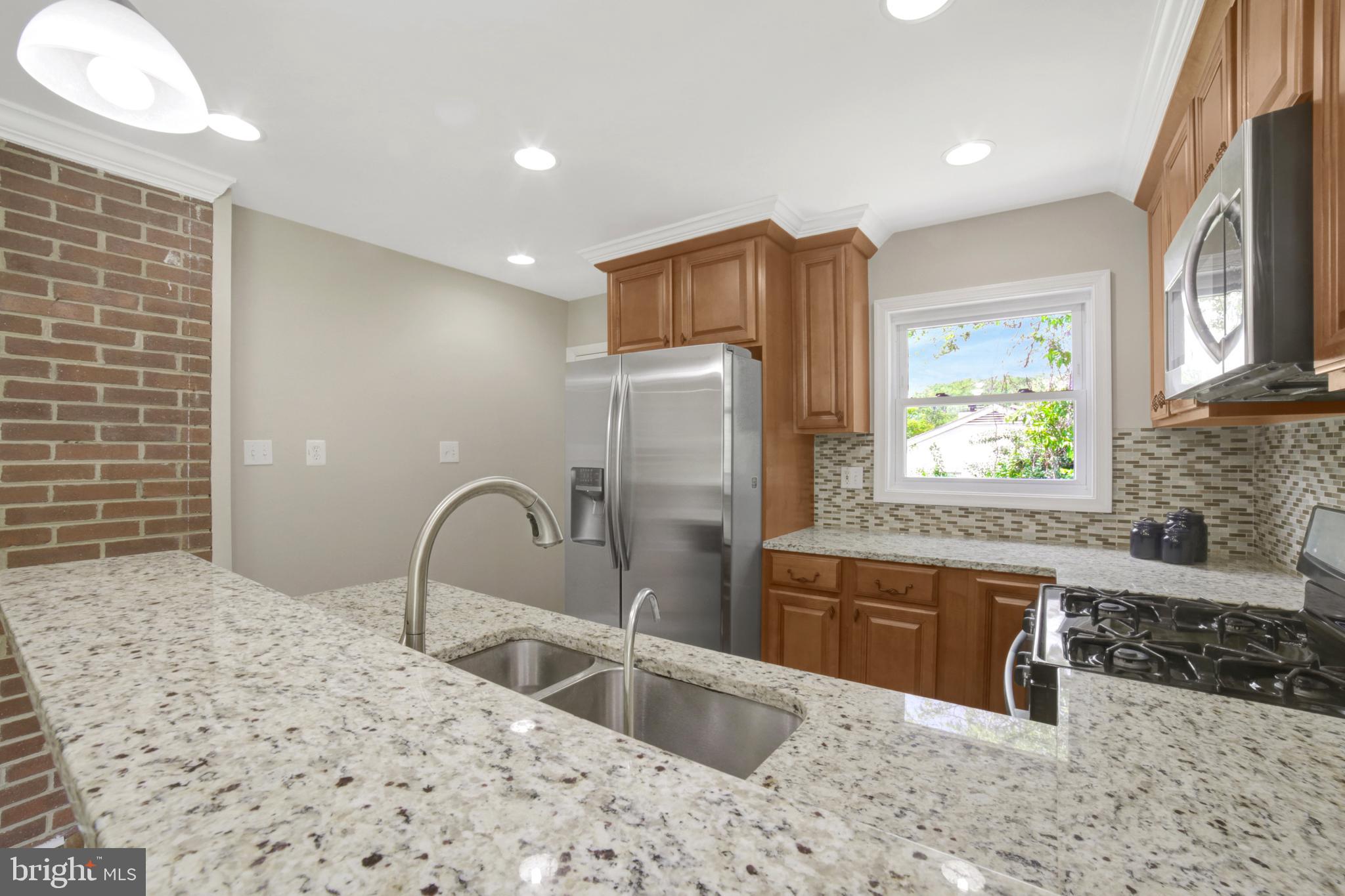 7536 Axton Street Springfield, VA 22151 - Photo 11 of 36 Gallery Image 11