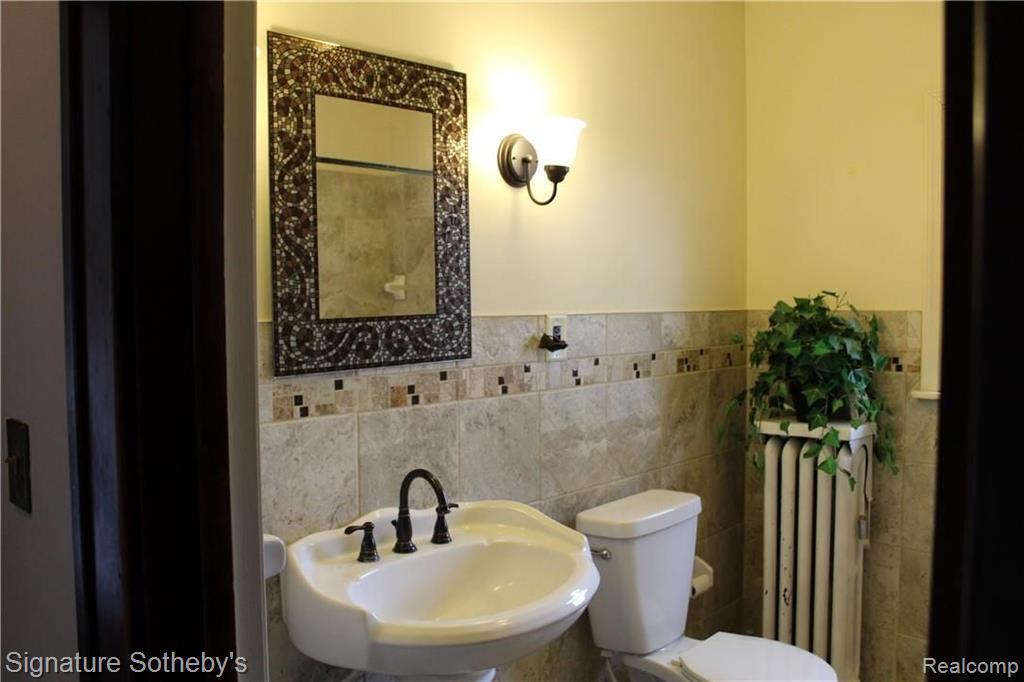 970 Pemberton Road Grosse Pointe Park, MI 48230 - Photo 10 of 34
