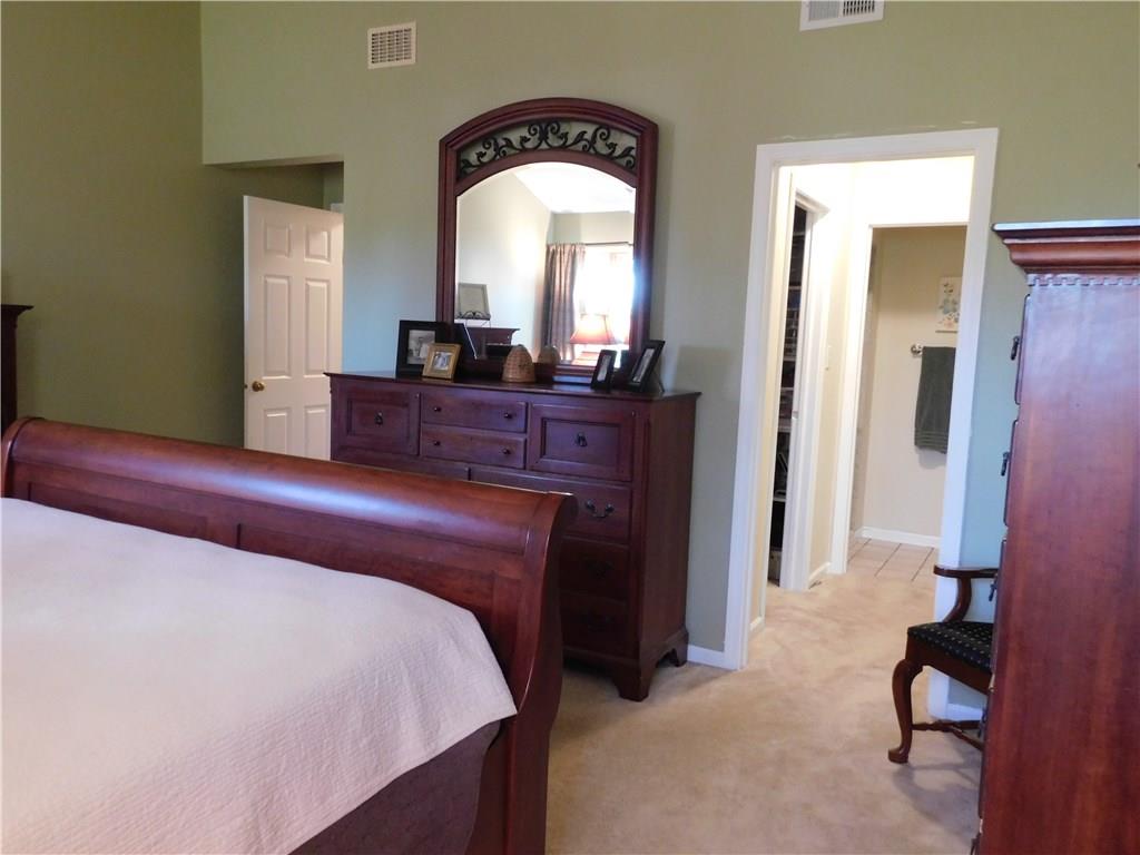 645 Cobblestone Road Avon, IN 46123 - Photo 16 of 21 Gallery Image 16