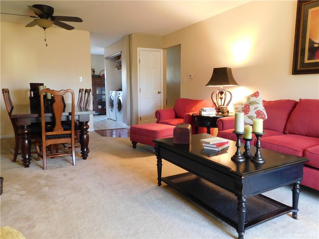 645 Cobblestone Road Avon, IN 46123 - Photo 5 of 21 Gallery Image 5