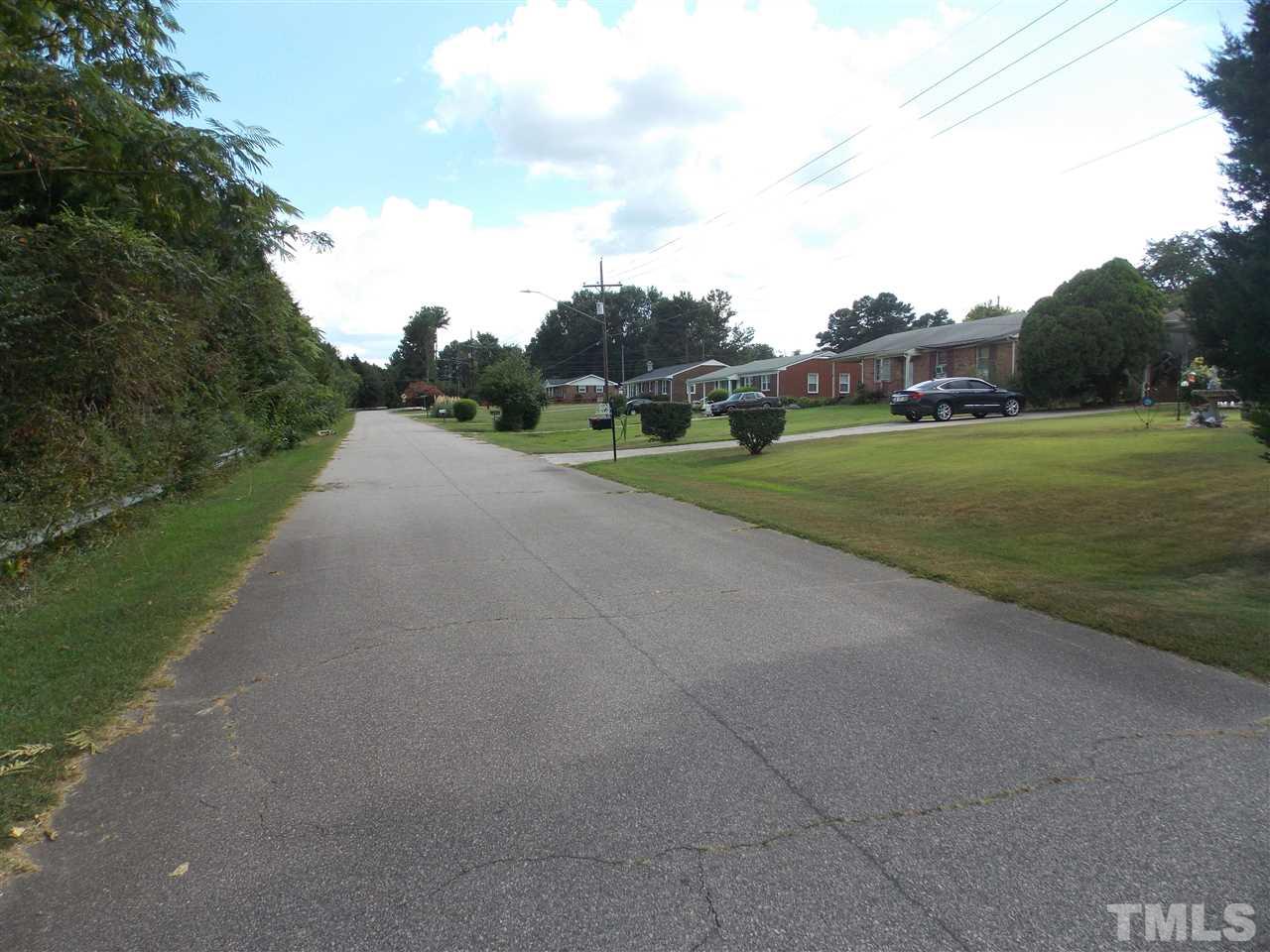 563 Wayview Road Henderson, NC 27537 - Photo 8 of 20 Gallery Image 8