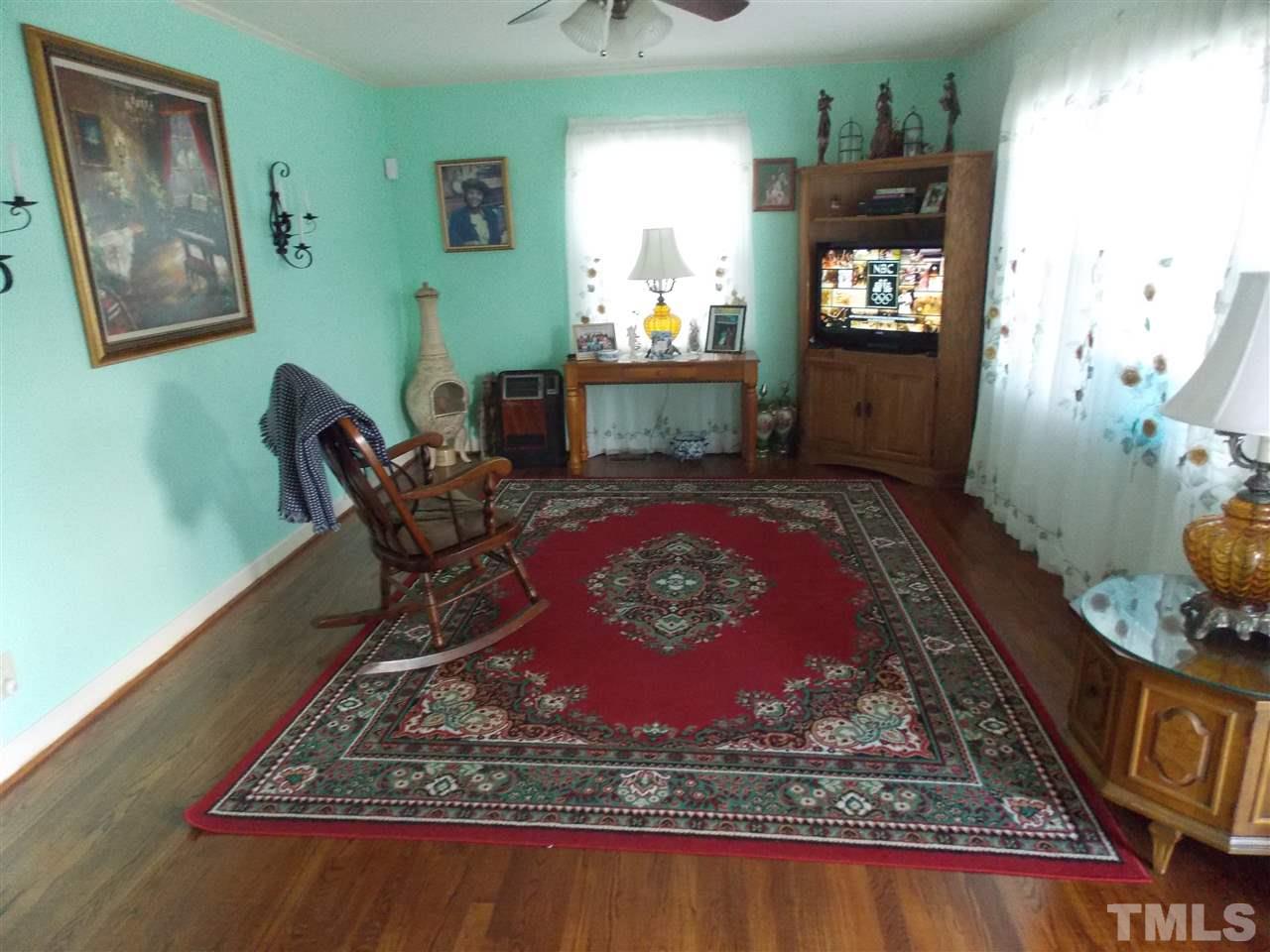 563 Wayview Road Henderson, NC 27537 - Photo 9 of 20 Gallery Image 9