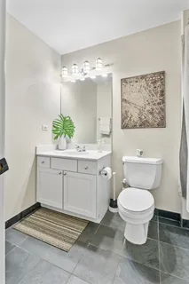 $475,000 | 758 North Larrabee Street, Unit 305, Chicago, IL 60654